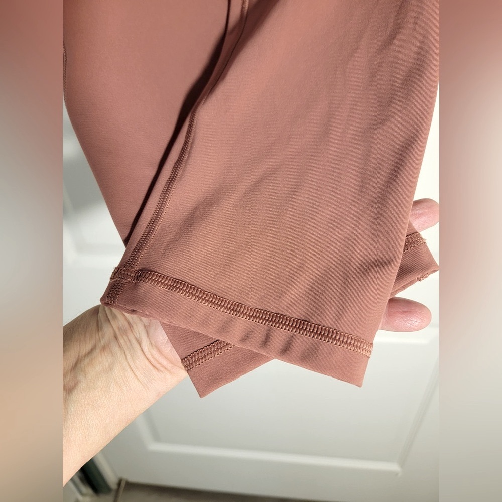 Lululemon Quick Feet Crop 19"•Color Block Pink Mesh•Auburn / Quicksand•EUC•sz 4 - Picture 11 of 14